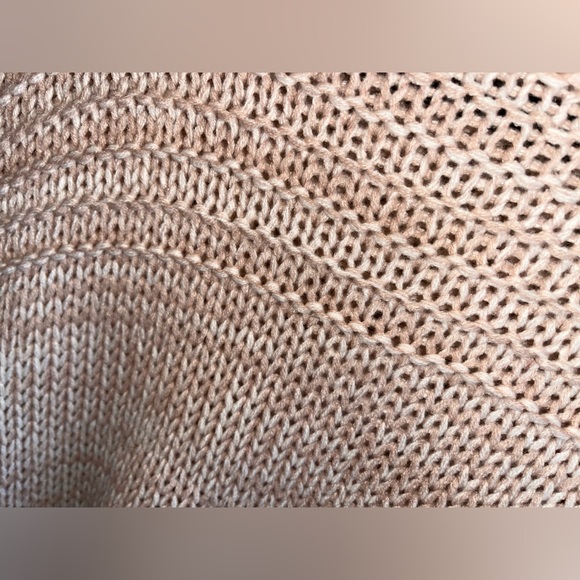 Women’s XS Melrose and Market Sweater- *NEVER WORN* - Picture 14 of 16